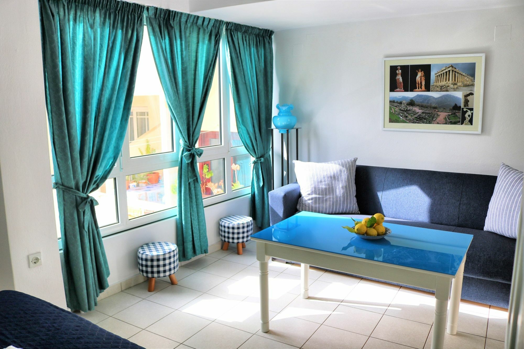 Downtown Studio Five อายิโอสนิโกลาโอส ภายนอก รูปภาพ
